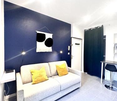 Mulhouse Apartment | L horizon bleu