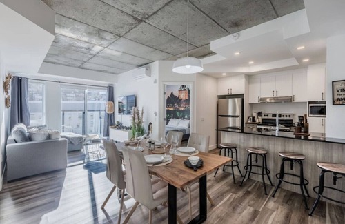 Saint-Roch Apartment | L`Horizon Urbain, Centre Ville, Toit-Terrasse Gym