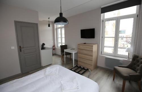 Roubaix Apartment | L'Hotel De France