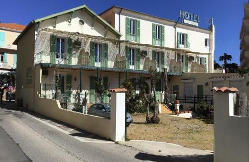 Le Lavandou Hotel | L'ilot Fleuri