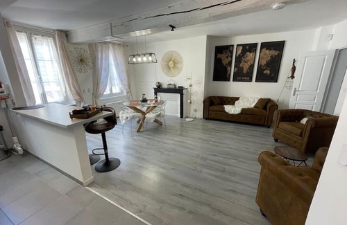 Sens Apartment | L'Industriel