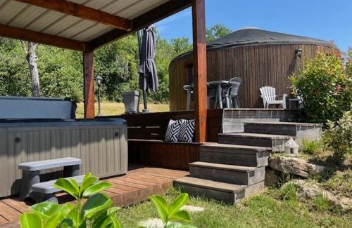 Saint-Vincent-de-Cosse House | L'Insolite de charme avec Spa et Panorama ! Proximité Sarlat