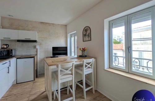 Centre Ville Apartment | L'Oasis by Cozylife - Centre Ville