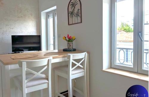 Centre Ville Apartment | L'Oasis by Cozylife - Centre Ville