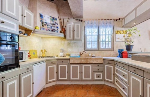 Le Barroux House | L'Oliveraie by Interhome