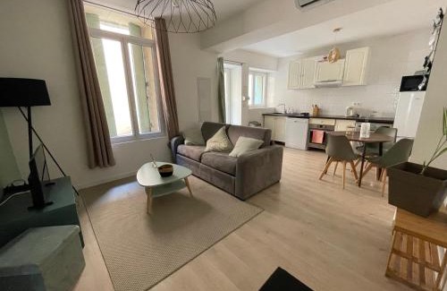 Paulhan Apartment | L’olivier - Appartement