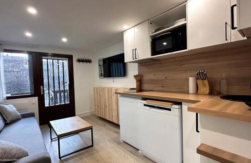 Champagny-en-Vanoise Apartment | l'Ourson appartement central champagny la plagne