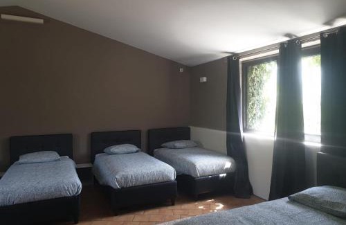 Chateau-Arnoux-Saint-Auban Bed & Breakfast | L'Oustaou