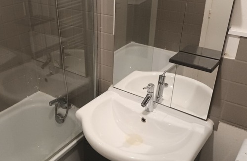 Gare-Jouvenet Apartment | L'Yser, Apartment near the train station - Rouen