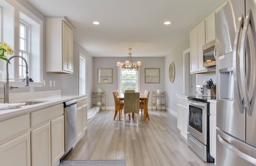 Tom Nevers House | L0W TIDE, with Private Pool, Low Tide