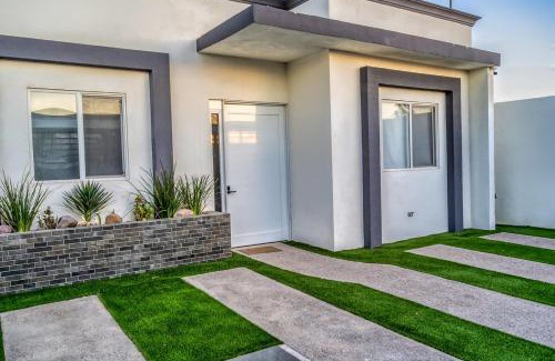 Benito Juarez House | L15 Modern Private Pool Home