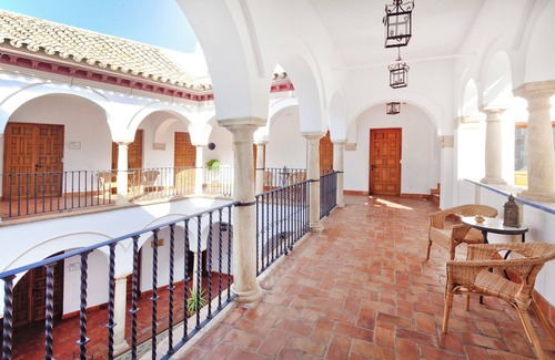 La Trinidad-San Juan y Todos los Santos Apartment | La Almazara en La Casa del Aceite