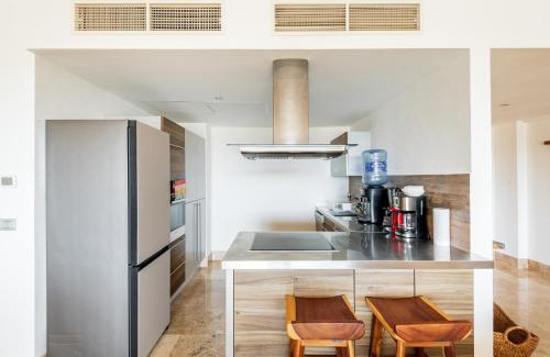 Playa Mujeres Apartment | La Amada, Private Terrace Penthouse in Beachfront Complex