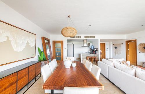 Playa Mujeres Apartment | La Amada, Private Terrace Penthouse in Beachfront Complex
