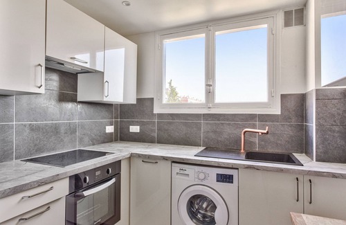 La Courneuve Apartment | La balcon parisien - Welkeys