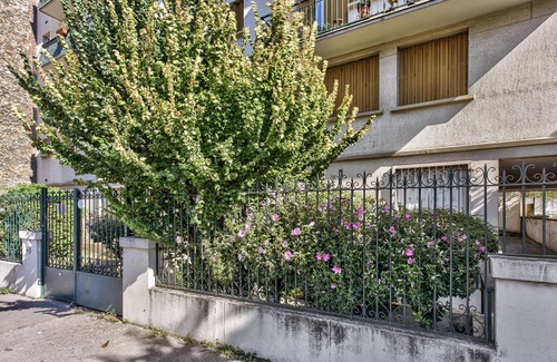La Courneuve Apartment | La balcon parisien - Welkeys