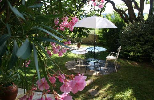 Moustiers-Sainte-Marie Hotel | La Bastide du Paradou