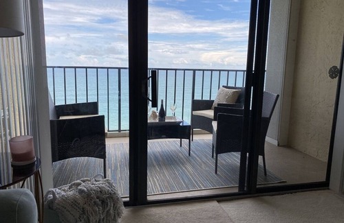 Fort Pierce Shores Condo | La Bella Beach Condo is Shore to Please