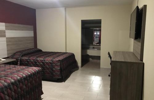 Tavares Hotel | La Bella Inn
