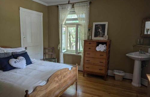 Rimouski-Neigette Bed & Breakfast | La Belle Visite, anciennement Gîte Victoria