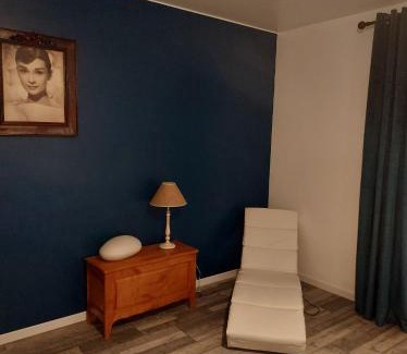 Bergeres-les-Vertus Apartment | La Belle Vue Gîte Champenois B&B