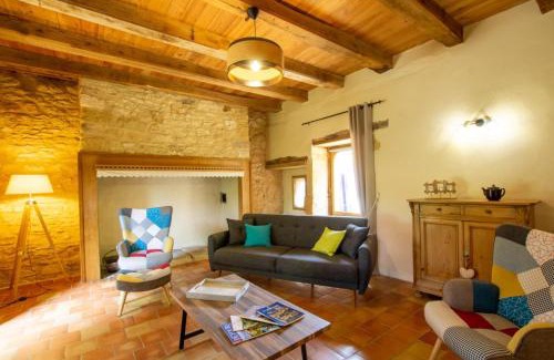 Saint-Crepin-et-Carlucet House | La bichonelle - marronnier pour 2
