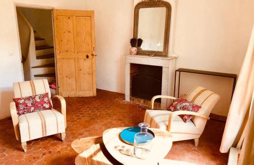 Saint-Saturnin-les-Apt Villa | la bonbonniere - Townhouse Saint-Saturnin-lès-Apt