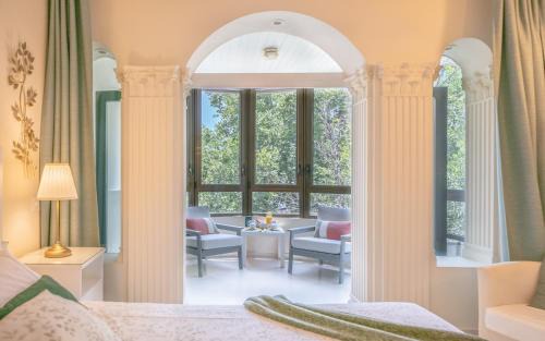 Marbella City Centre Apartment | La Brisa de Alborán - Rooftop Pool in Puerto Deportivo