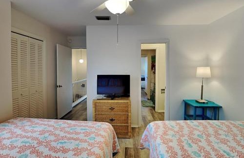 Harbor Oaks Apartment | La Buena Vida