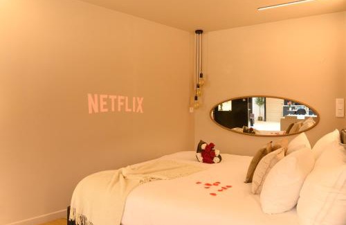 La Roche-sur-Yon Apartment | La Bulle d'Amour - Suite luxe & Spa