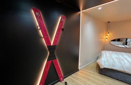 La Roche-sur-Yon Apartment | La Bulle d'Amour - Suite luxe & Spa
