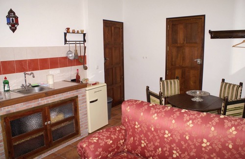 Murchas Apartment | La Cañota Suite King Room Adults Only, living room, bedroom, kitchen and bathroom