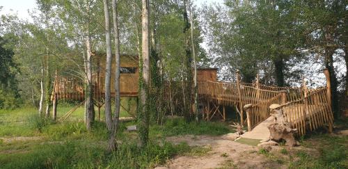 Villelaure Other | LA CABANE PERCHEE