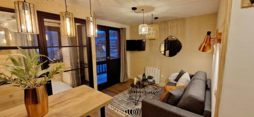 Macot-la-Plagne Apartment | La Cabane - Plagne Village, F2 Ski aux pieds