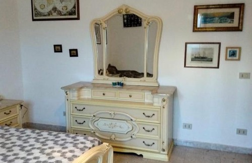 Castiglioncello Apartment | La Caletta: Castiglioncello (Livorno)