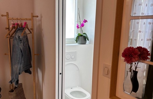 Aigues-Mortes Bed & Breakfast | La CAMARGUAISE Room Breakfast included. SOL en CIEL house.