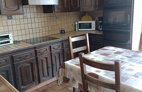 Bagnolet House | La Campagne a Paris, Pets Friend