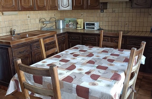 Bagnolet House | La Campagne a Paris, Pets Friend
