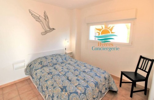 La Capte Apartment | La Capte-T2 CLiM/Vue salins/route-Plage à 100m