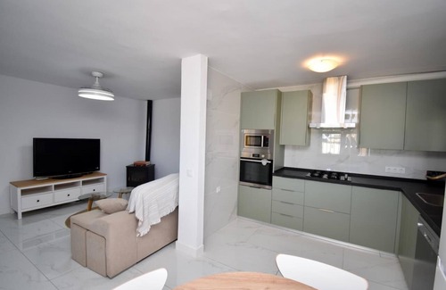 Chiclana de la Frontera Villa | La Casita, rustic has a large garden with swimming pool.