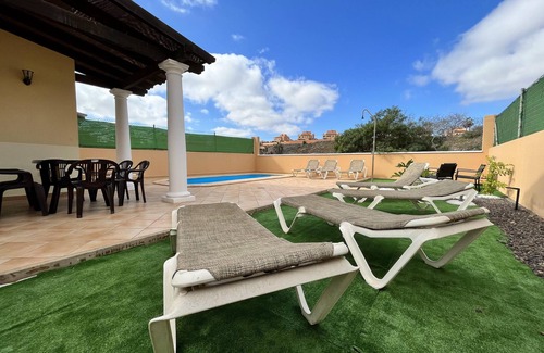 Geafond House | La Casa Amarilla - Mirador Lobos Golf