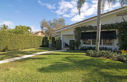 Delray Beach House | La Casa Blanca - Minutes from the Beach