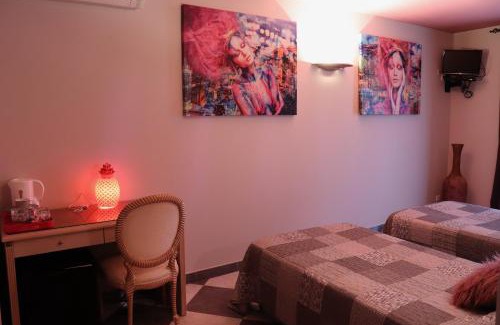Lamagdelaine Bed & Breakfast | La casa color