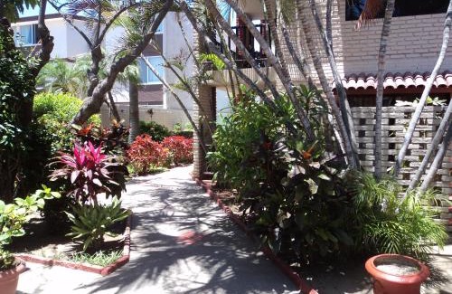 Zona Dorada House | La Casa Contenta