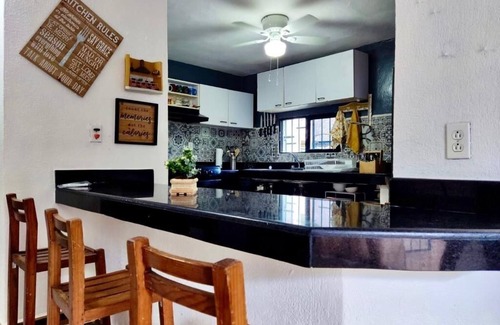 Downtown Cancun House | La Casa de Capi