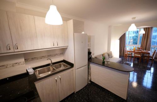 Playa del Aguila Apartment | La Casa de la Playa