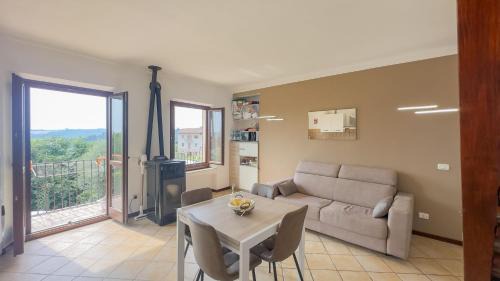 Vezza d'Alba Apartment | La casa dei Conti - WiFi, aria condizionata e free park