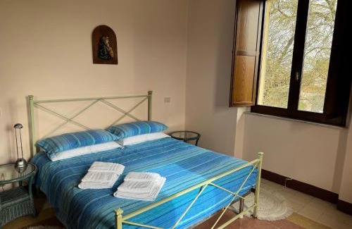 Guzman House | La Casa Del Contadino