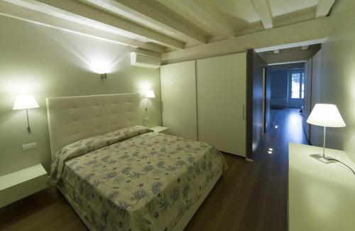 Lovere Old Town Apartment | La Casa Del Porto