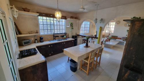 El Cuyo House | La Casa del sol, beachfront villa